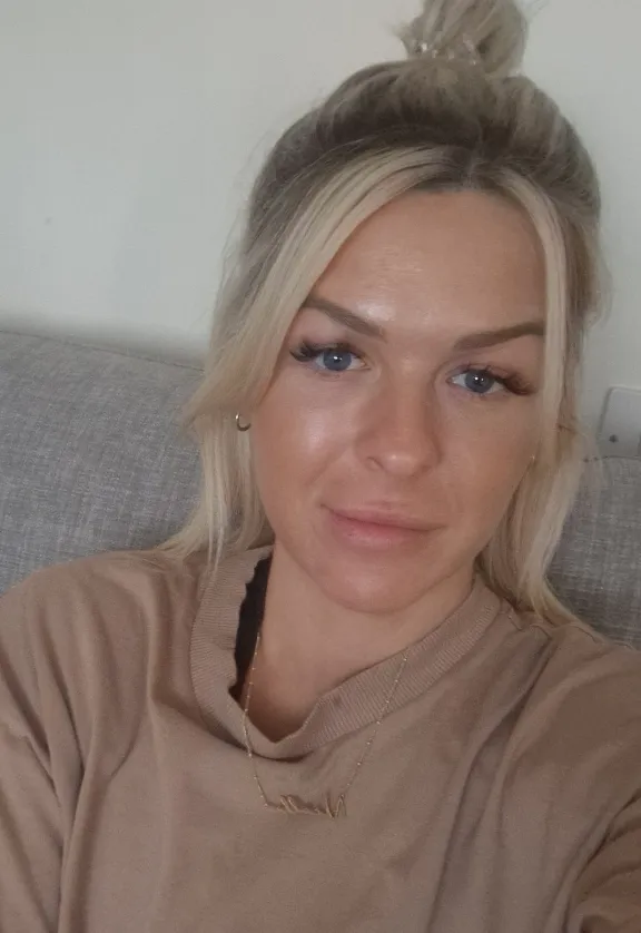 Nicolle Robertson